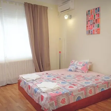 Top Central Apt The Floor Várna